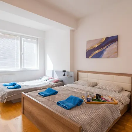 Blue High End Apts By Eluxory * Skopje