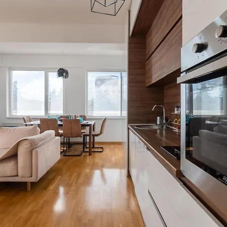 Blue High End Apts By Eluxory Apartment *